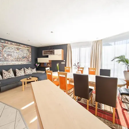 View Ferienapartment Mathias Зёльден